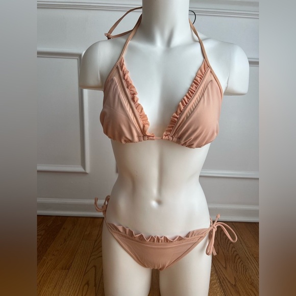 Victoria’s Secret Vintage Ruffled Peach Bikini Set Size M - Picture 1 of 5